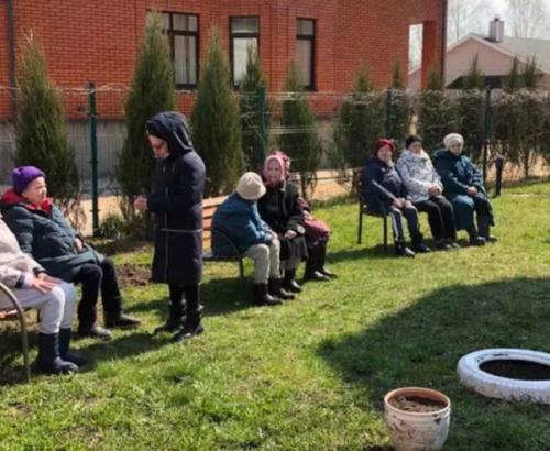 Пансионат для пожилых и престарелых «Малаховка» (Фото 1)